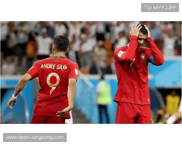 足球明星遭遇重创：国家队惨败背后球员的心路历程与未来展望