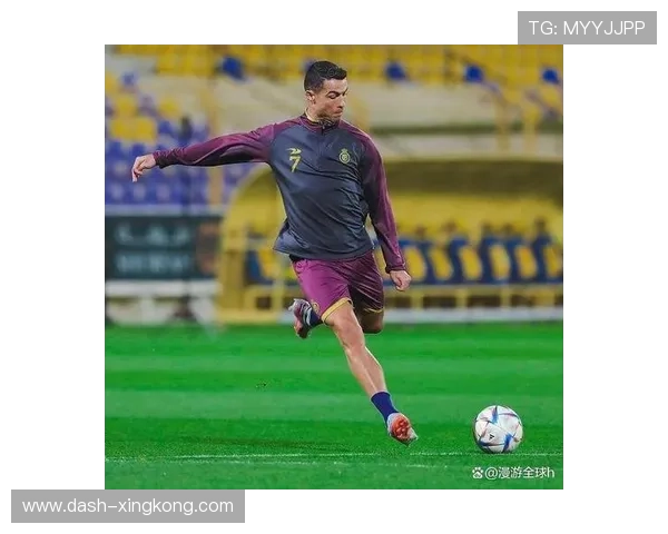 足球界十大崇拜C罗的球星盘点与他们的足球传奇故事 足球界十大崇拜C罗的球星盘点与他们的足球传奇故事